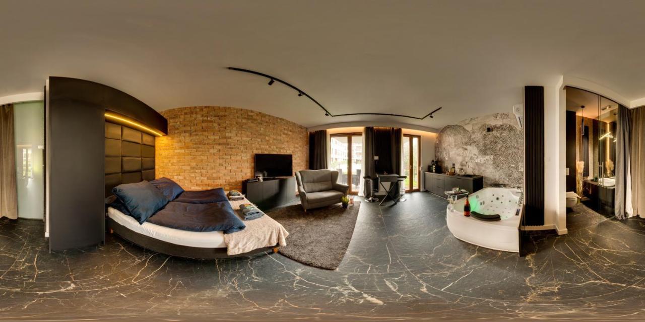 Jacuzzi Rakowicka Top Apartments Cracóvia Exterior foto